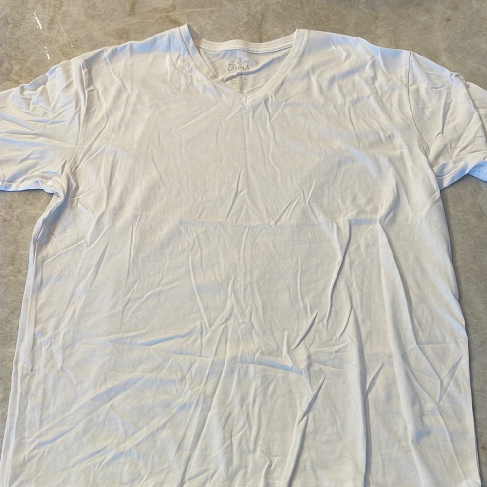 Classic White Short Sleeve Tee Cotton Blend